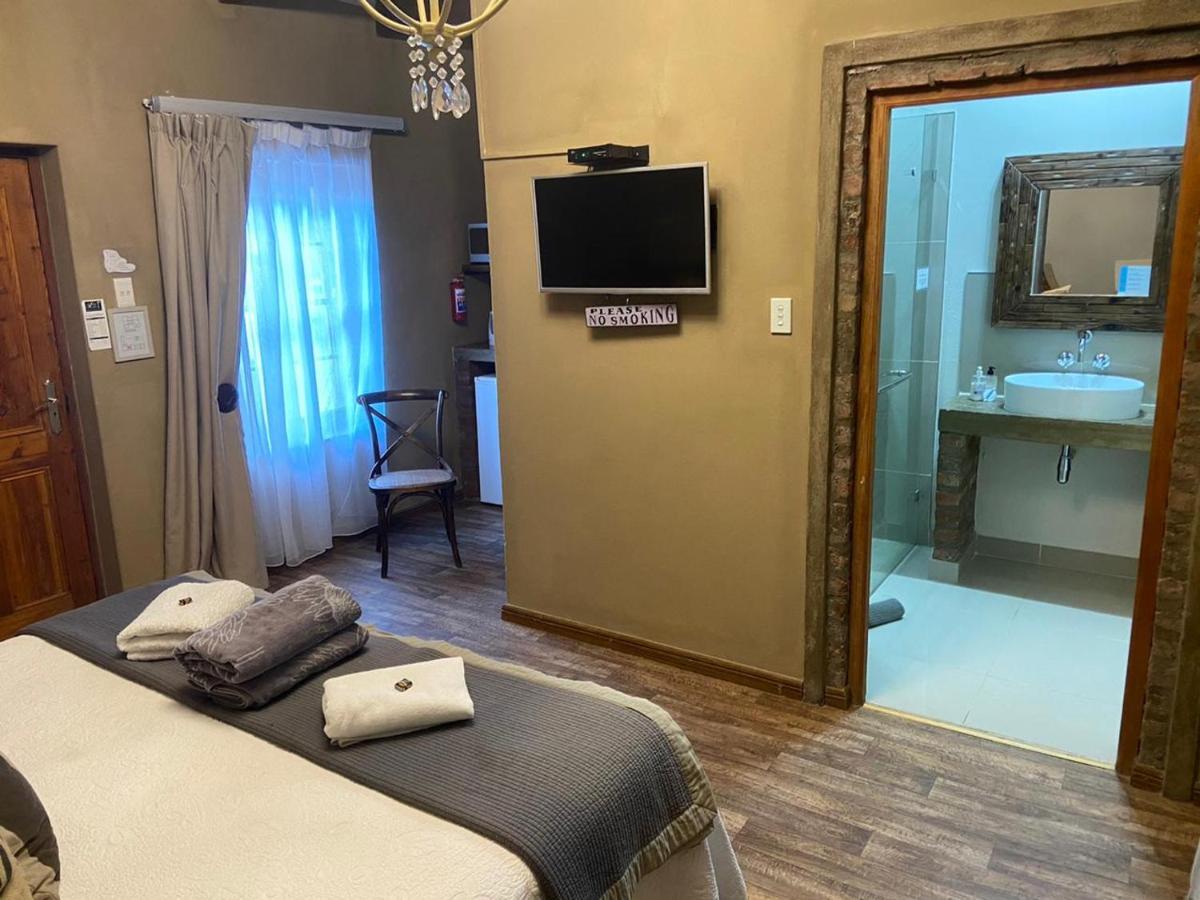 Cape Karoo Guesthouse بوفورت ويست المظهر الخارجي الصورة